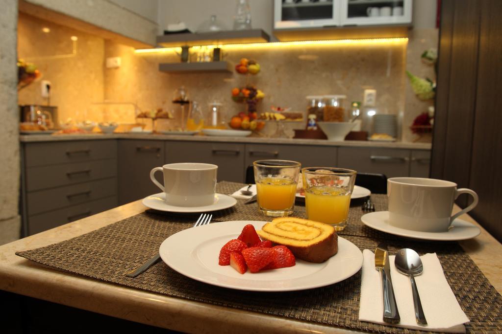リスボン カスティーリョ ハウス カイス Bed & Breakfast エクステリア 写真